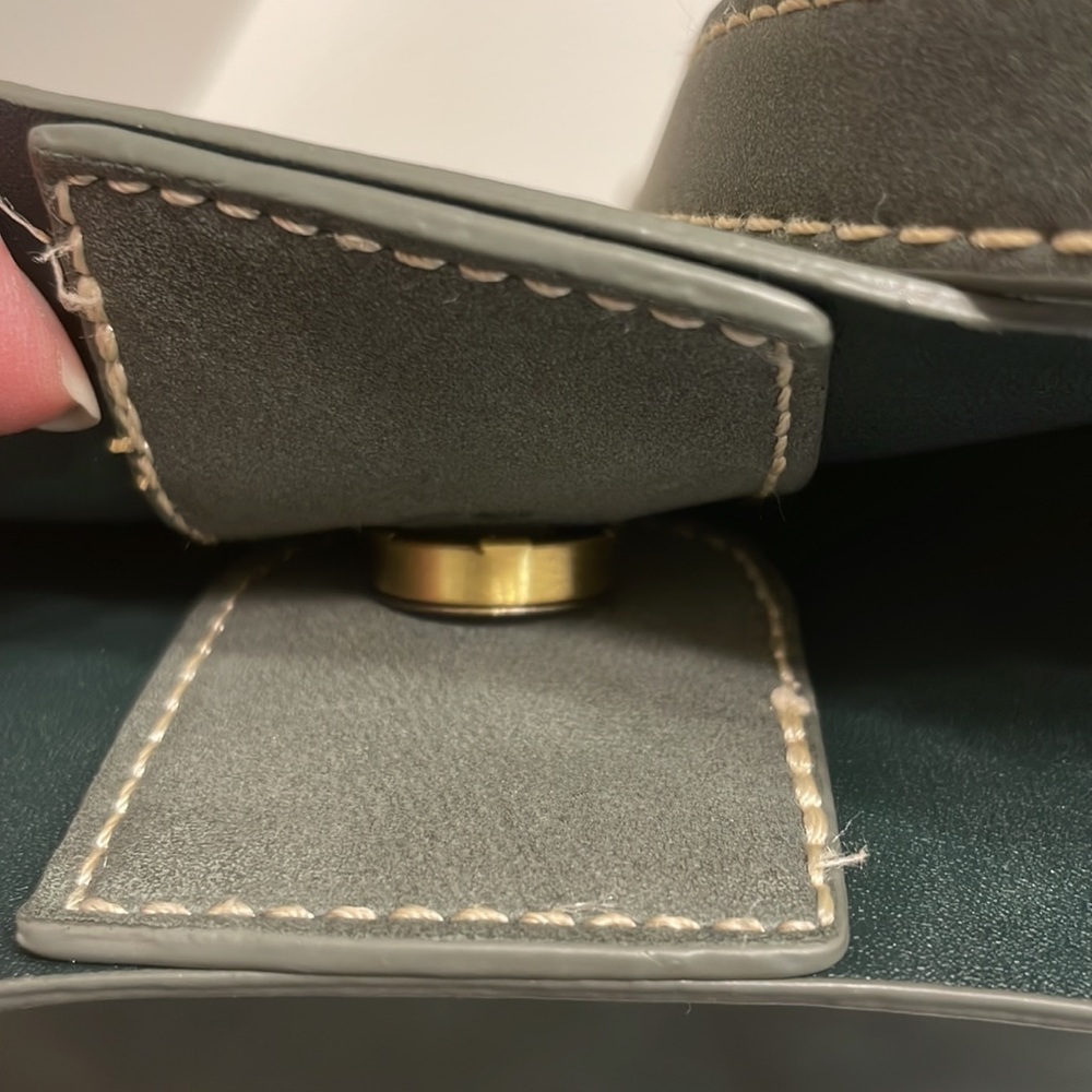 Tote - Picture 6 of 11
